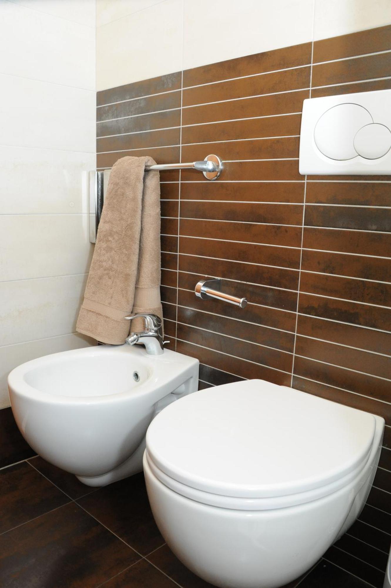 Lanzoni 3* Cervia
