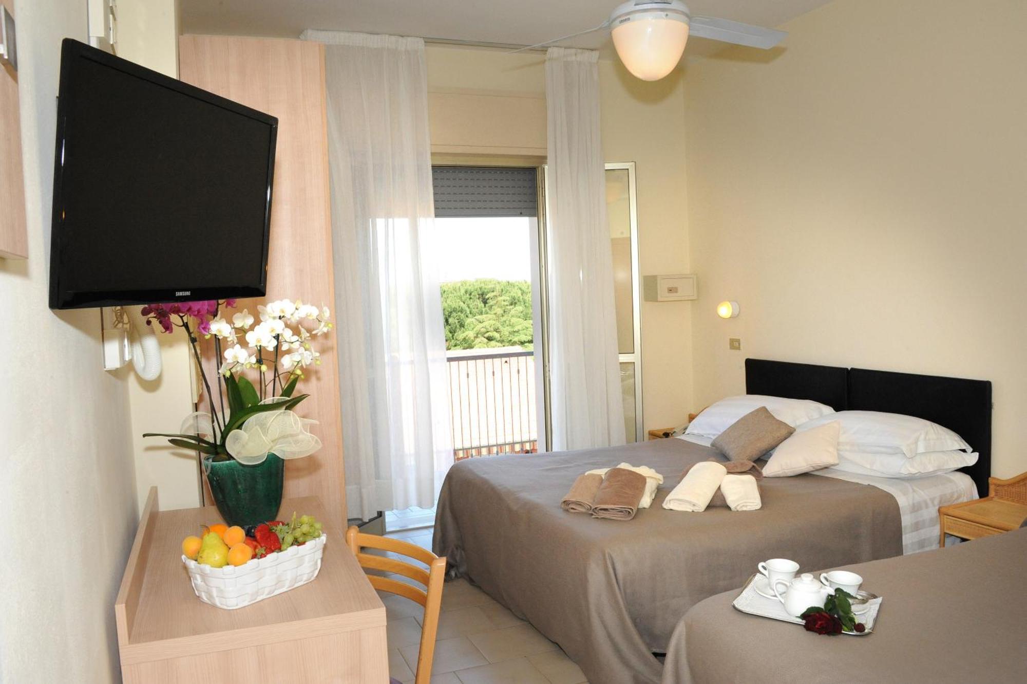 Hotel Lanzoni Cervia